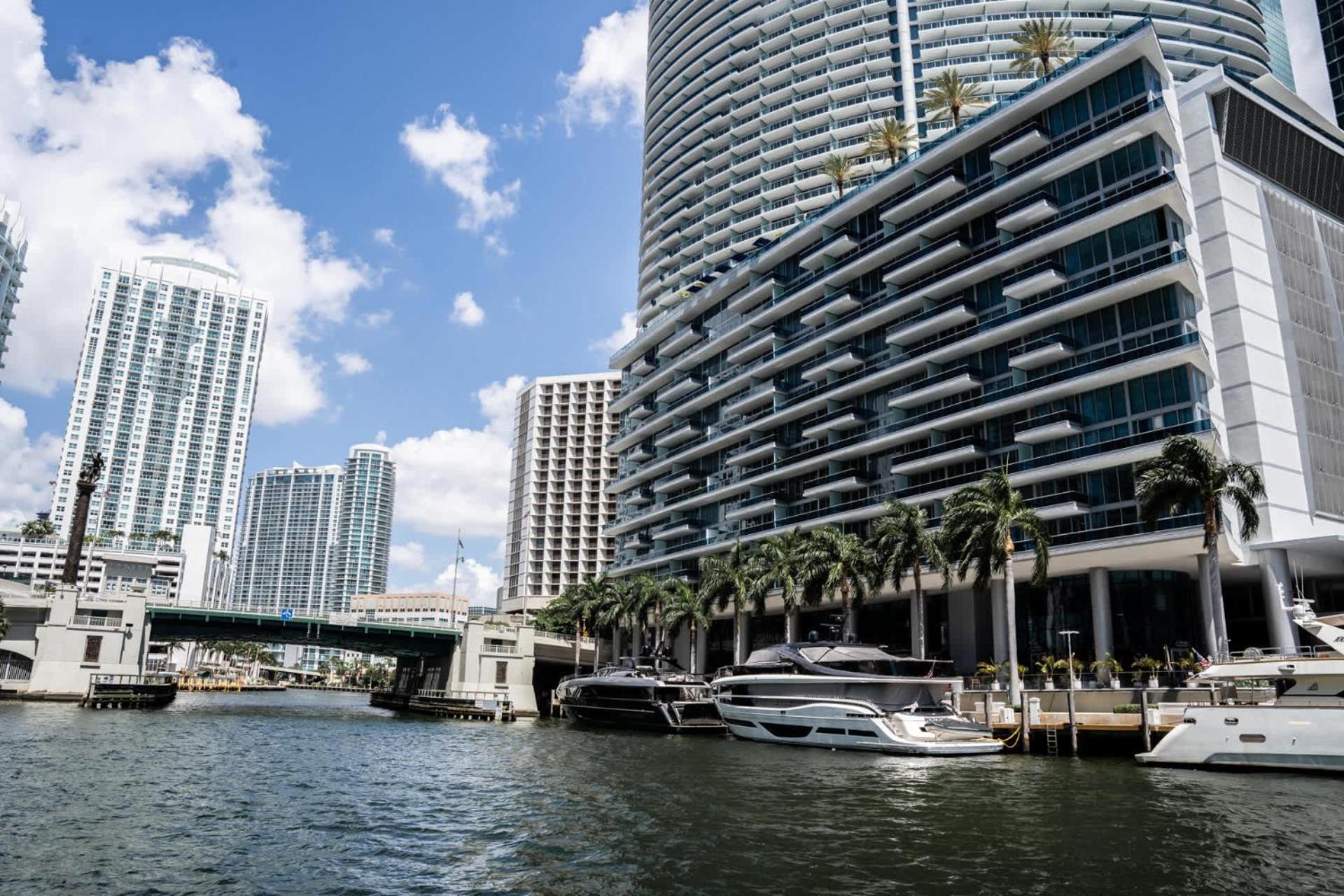 Apartment Mvr An Unforgettable View Awaits Miami